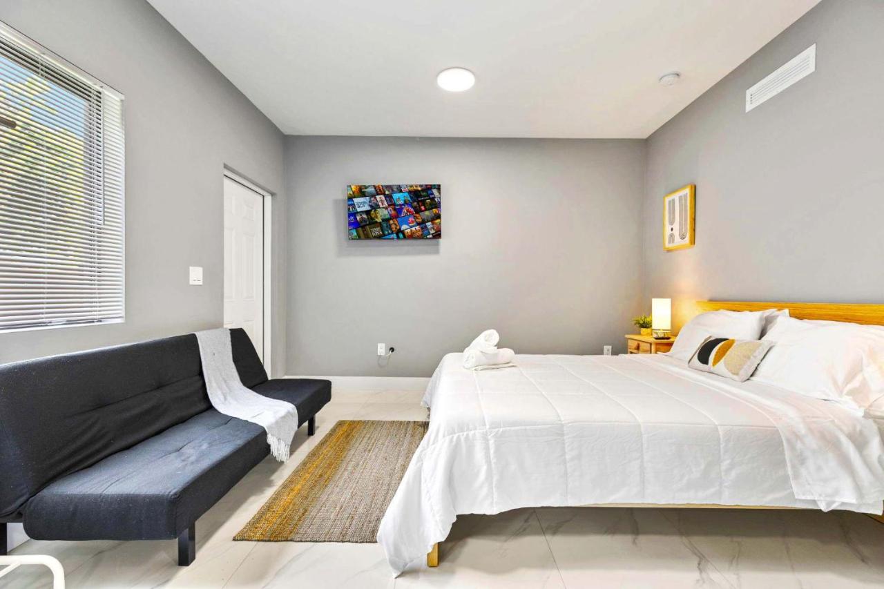 Modern Studio Near Wynwood & Design District - 4