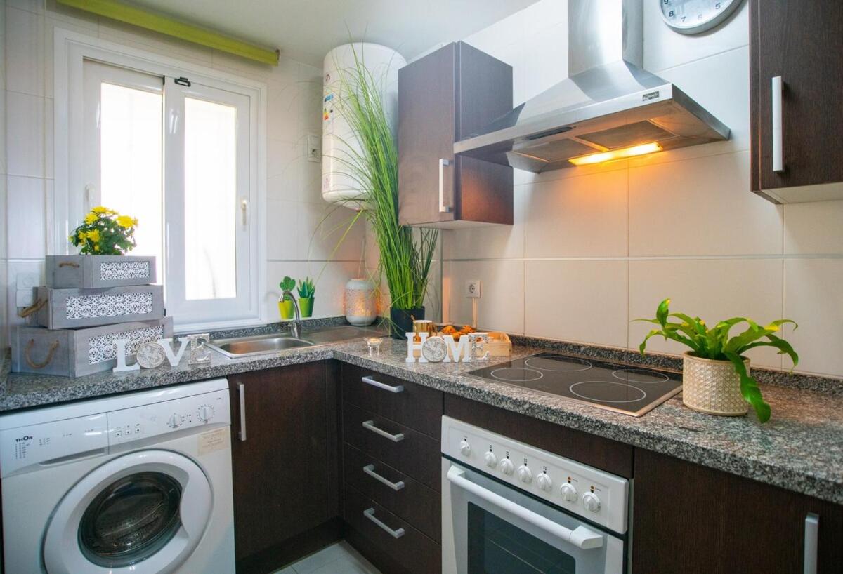 Boutique Apartment with Terrace by TuriVida - 4