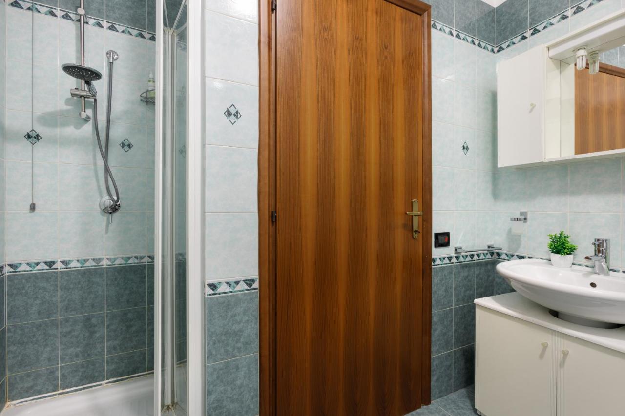 Aria di Trieste, lo sguardo di Montale - 5