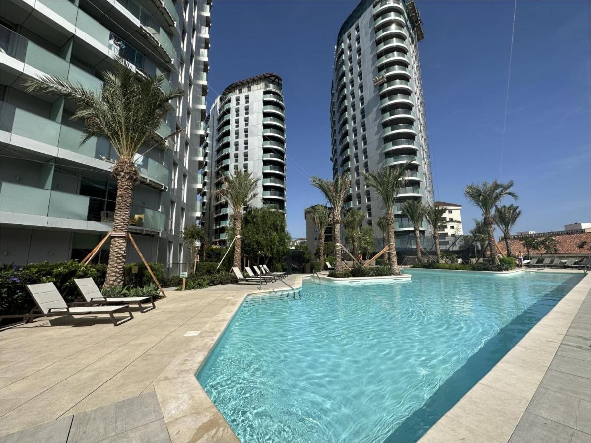 New! Luxury Central Complex with Pool Access & Sleeps 4 Ppl