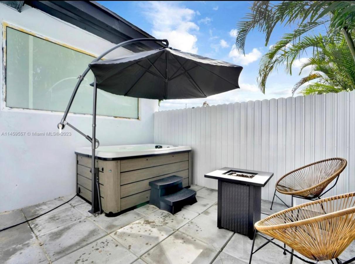 HOT TUB and Washer & Dryer in Unit - 2