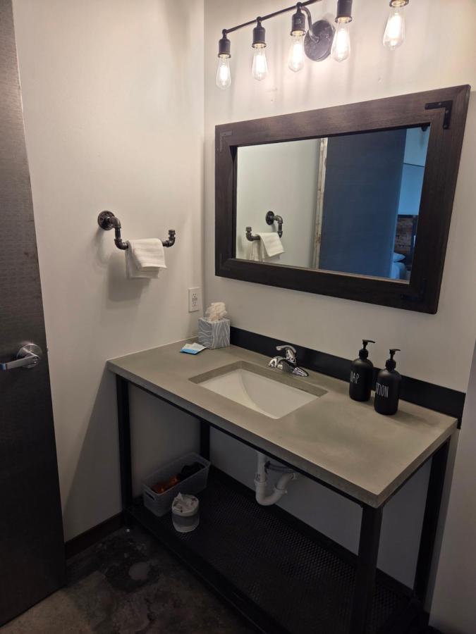 Jewel Motel — photo 12