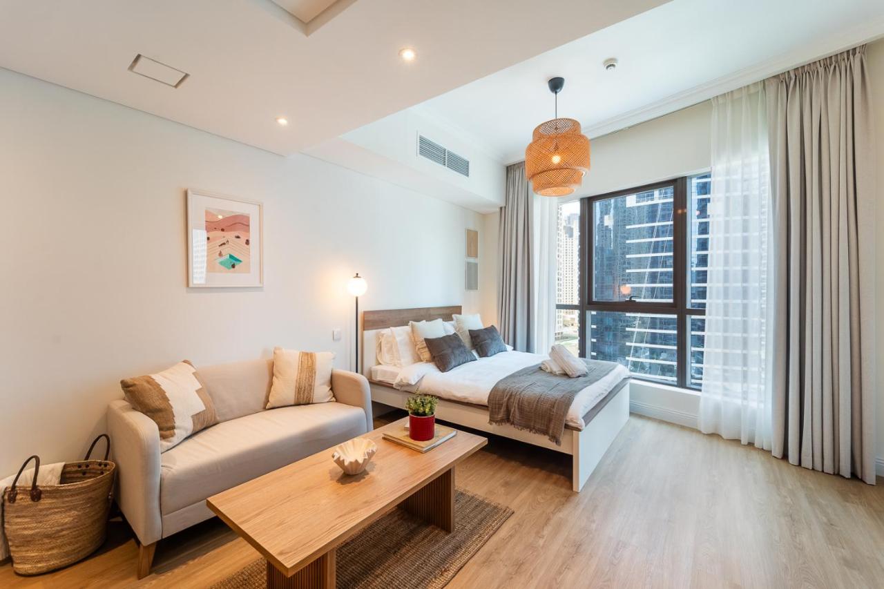 Cozy Marina Studio, Canal View with a Balcony - 2