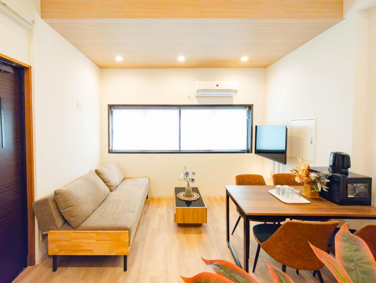 Dotonbori-Nazuna 道頓堀-絆菜