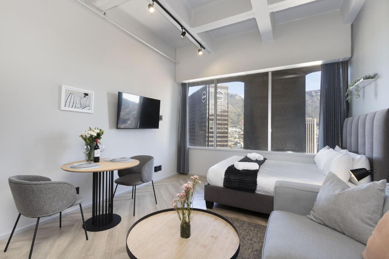 One Thibault 2003 - 2