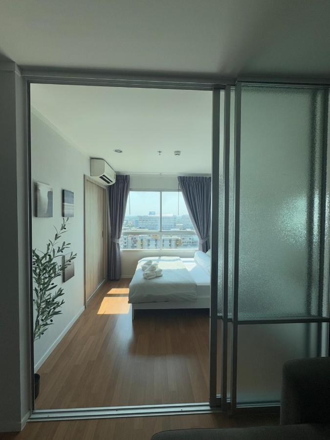 Minimalist Condo in Pinklao - 2
