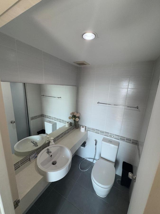 Minimalist Condo in Pinklao - 3