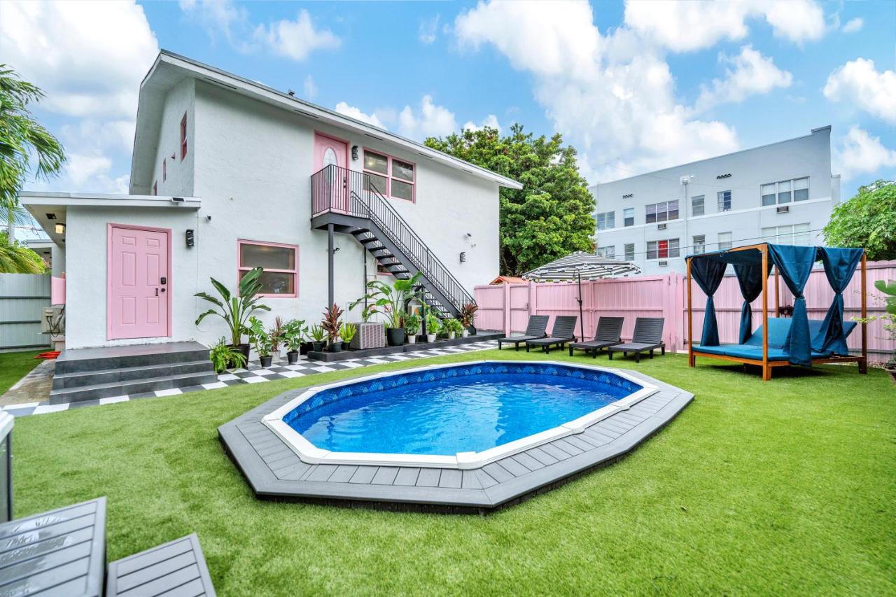 The Pink Palm Little Havana Pool & Hot Tub - 5