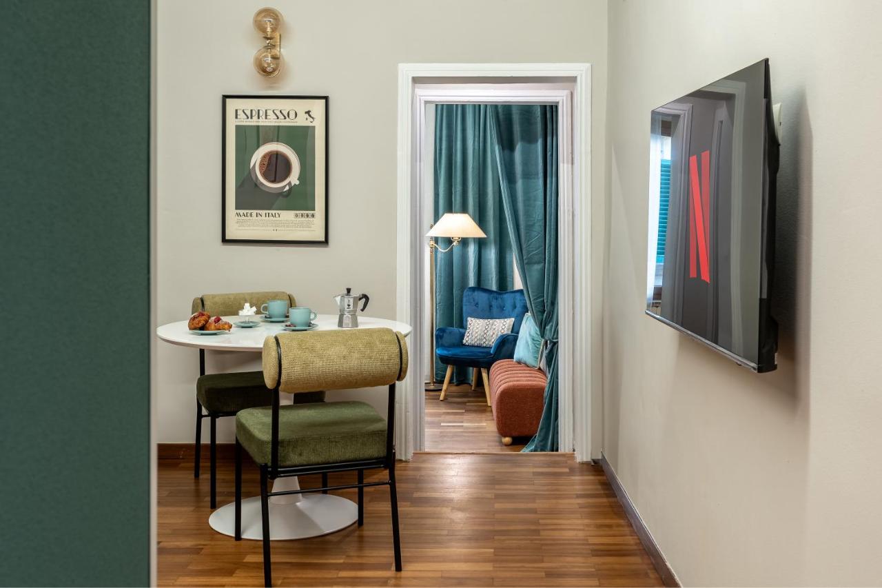 Buonarroti's 1881 - The Secret Door to Florence