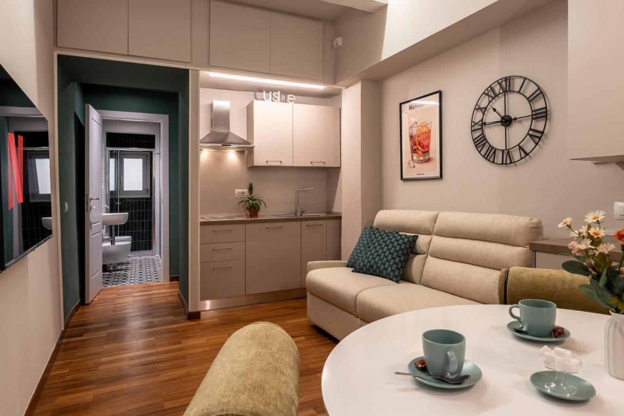 Buonarroti's 1881 - The Secret Door to Florence - 4