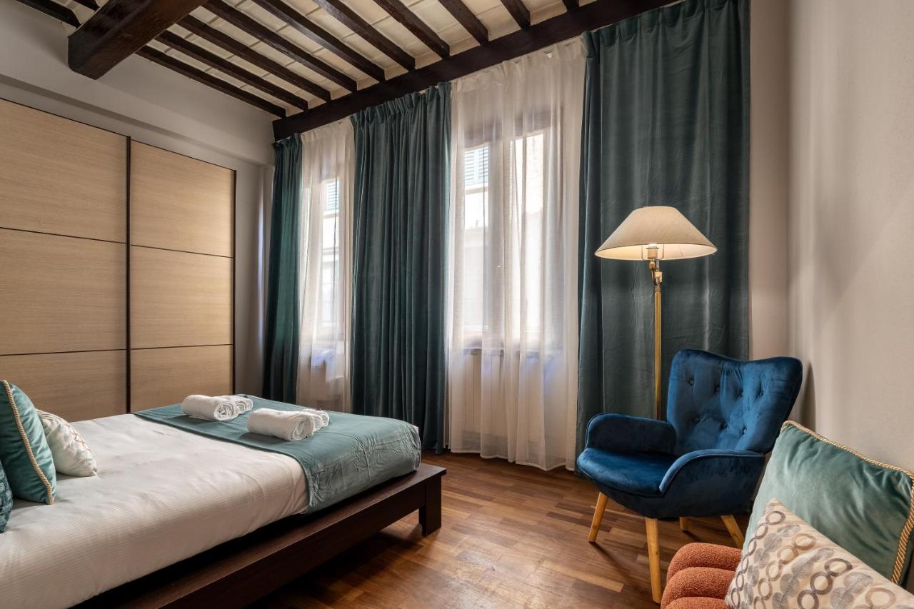 Buonarroti's 1881 - The Secret Door to Florence - 5