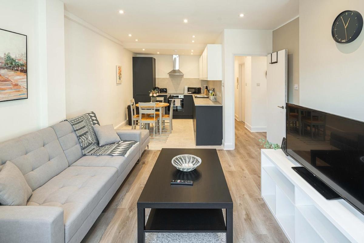 The Soho Carolina - NEW