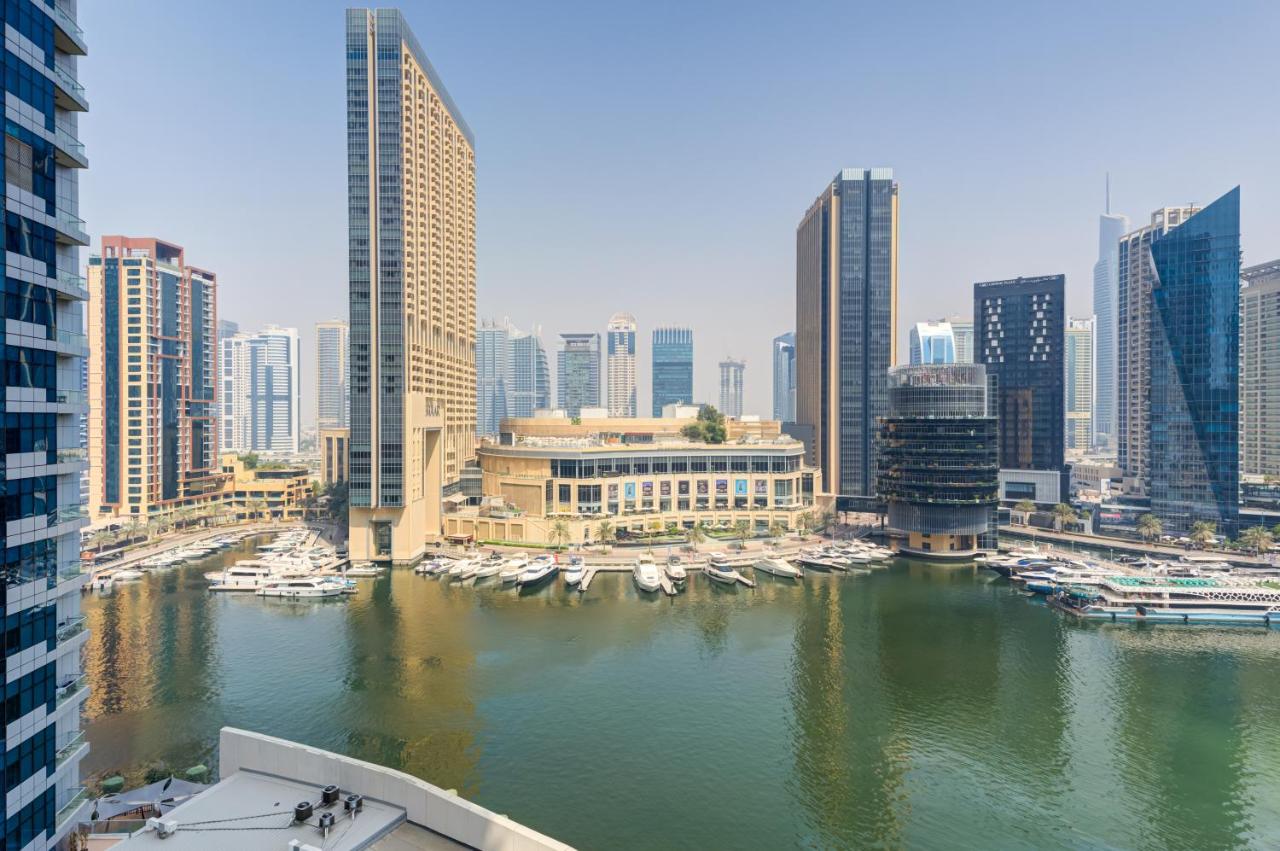 Cozy Marina Studio, Canal View with a Balcony