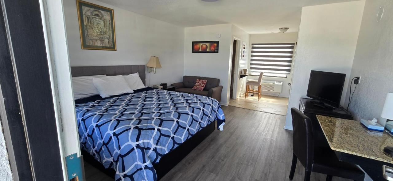Merida Inn & Suites — photo 19