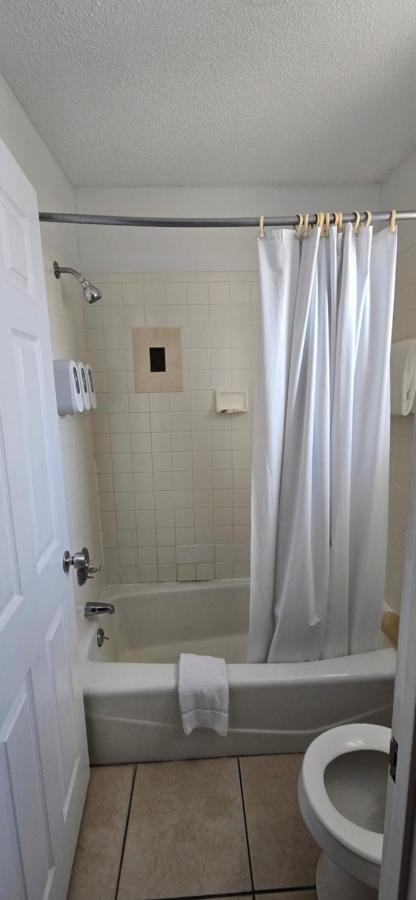 Merida Inn & Suites — photo 10