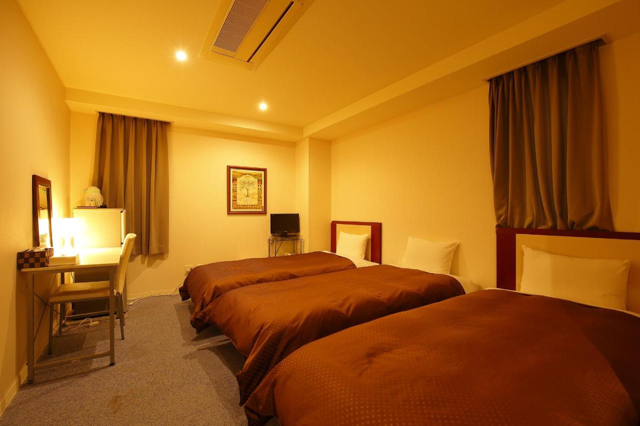 Grampus Inn Osaka Namba - 2