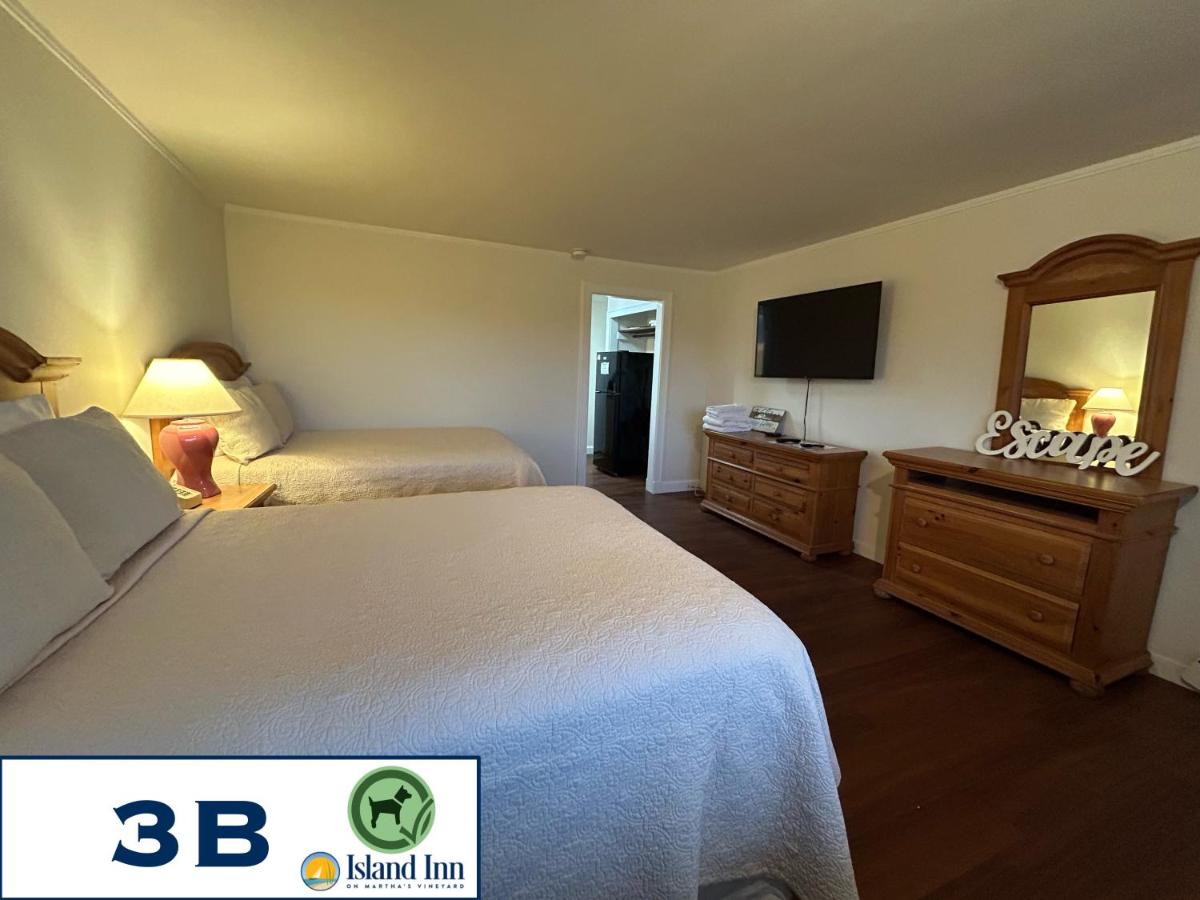 Island Inn — photo 15