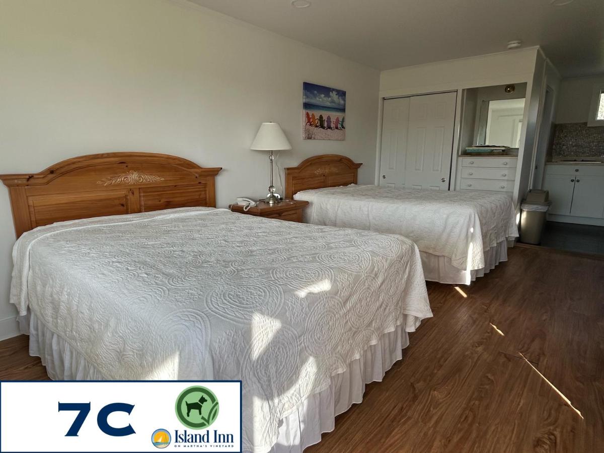 Island Inn — photo 23