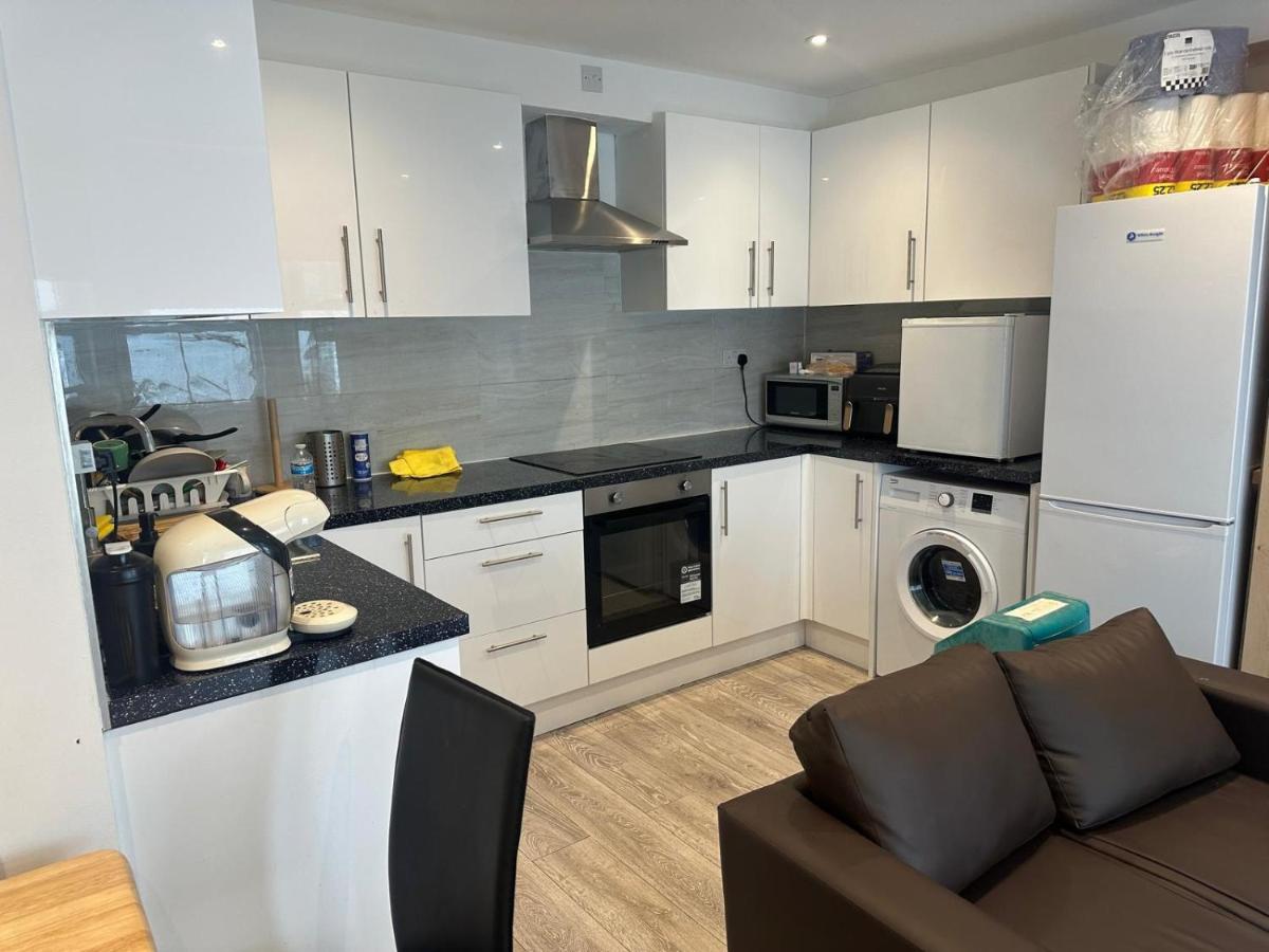 room with great access to central London - 4