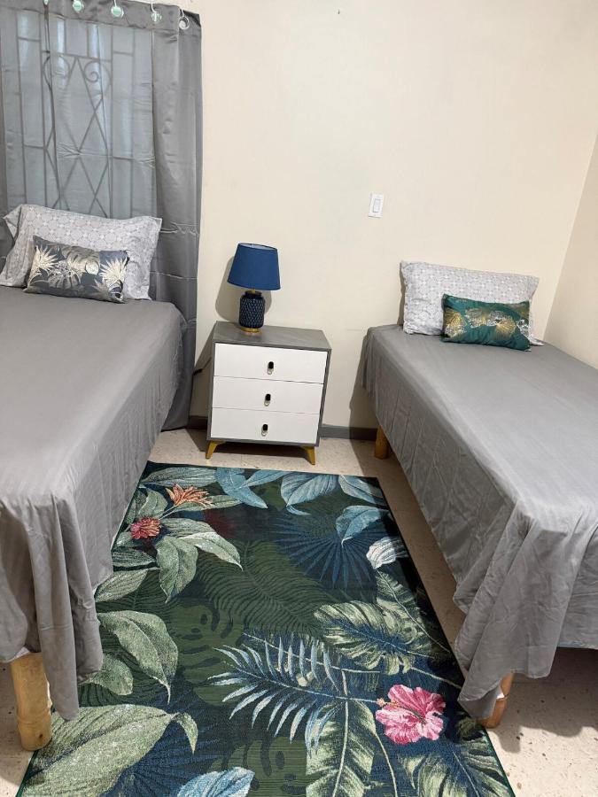 Oceanfront Penthouse On The Hip Strip - 2