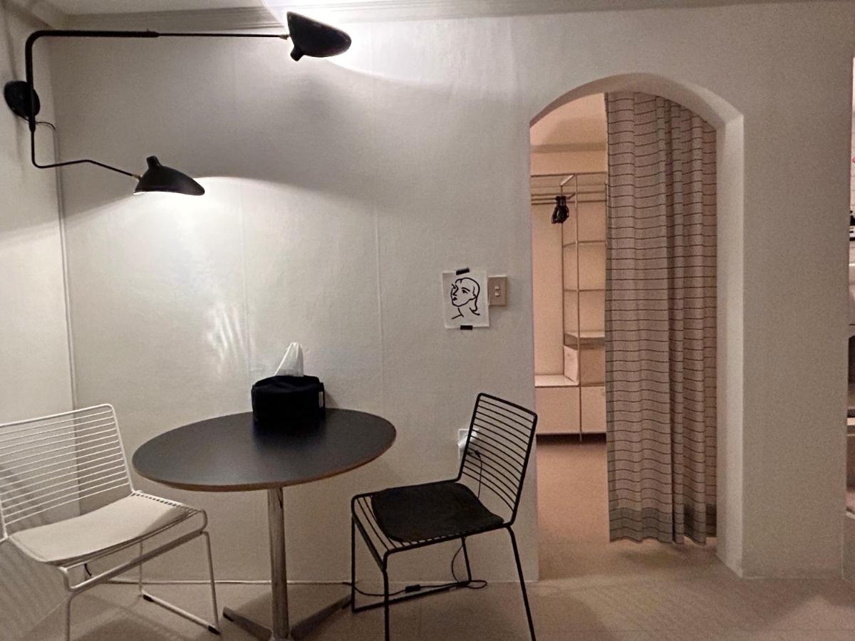 Calm&Jay Quiet Local Stay Hongdae - 3