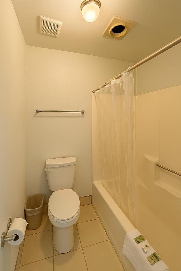 Casa Blanca Hotel - Azusa, Los Angeles — photo 12