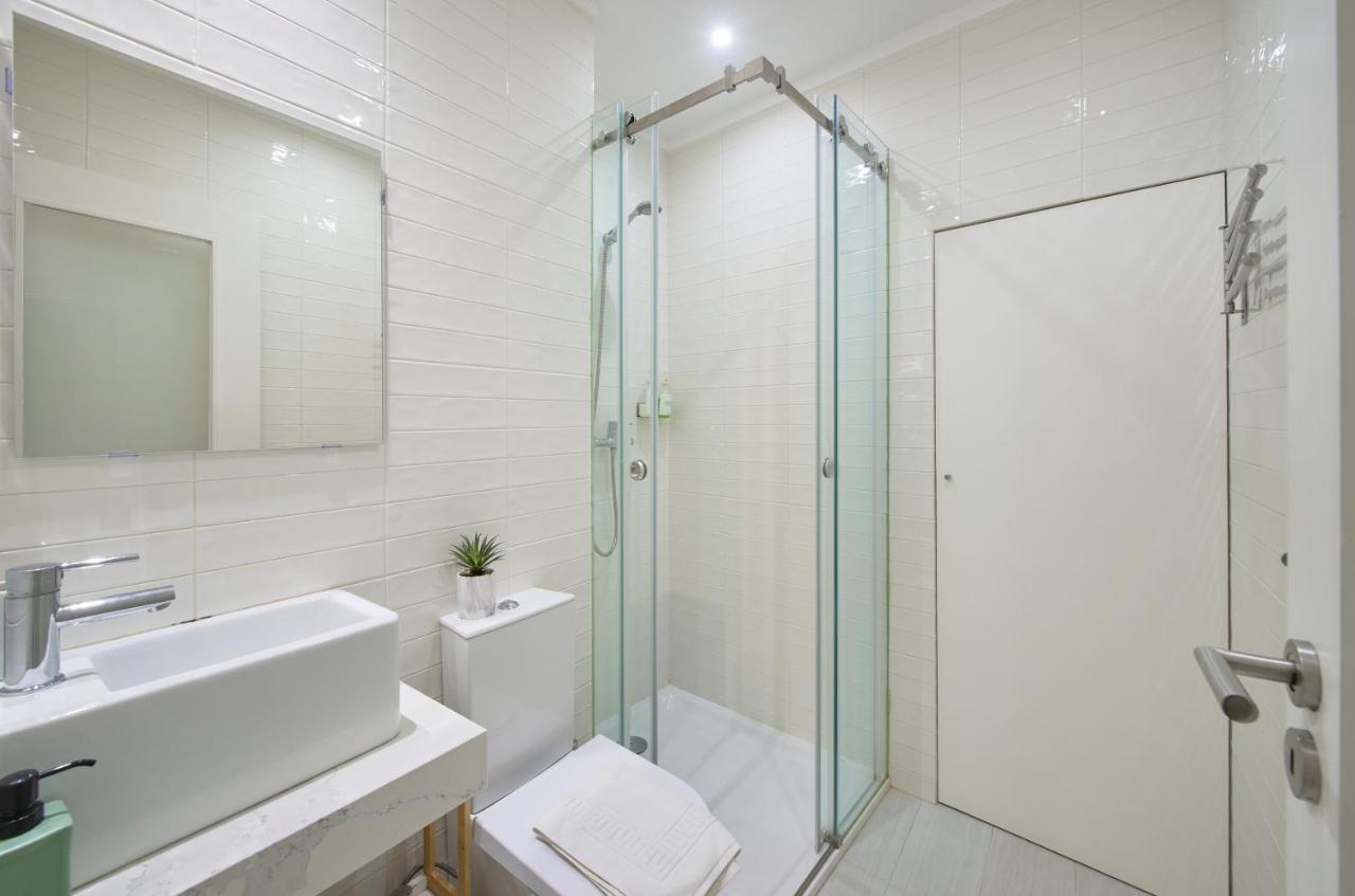 Alfama Heart, Walk Everywhere w AC, by TimeCooler - 3