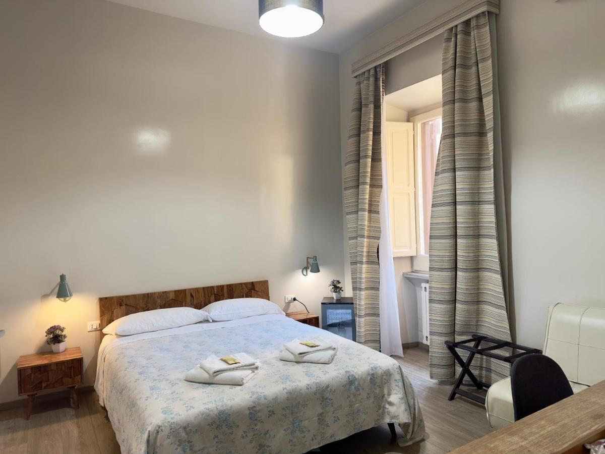 B&B Santi Quattro Al Colosseo - 3