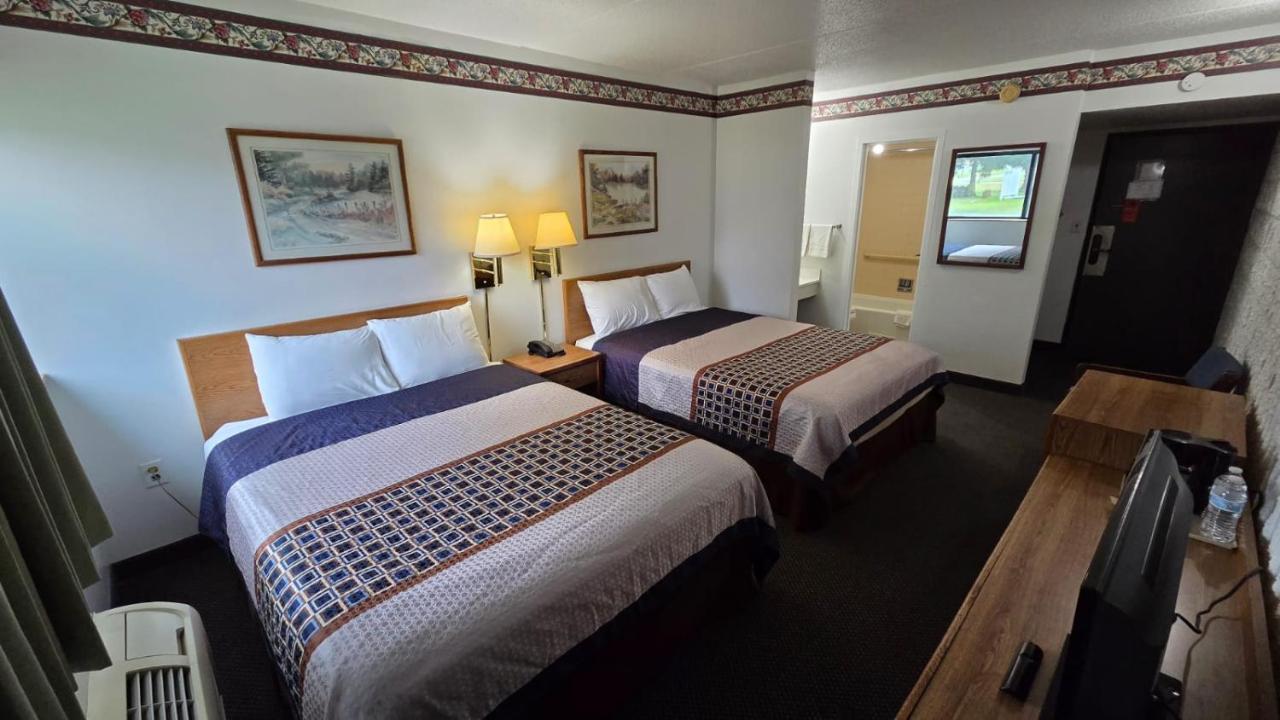 Smartwood Inn — photo 22