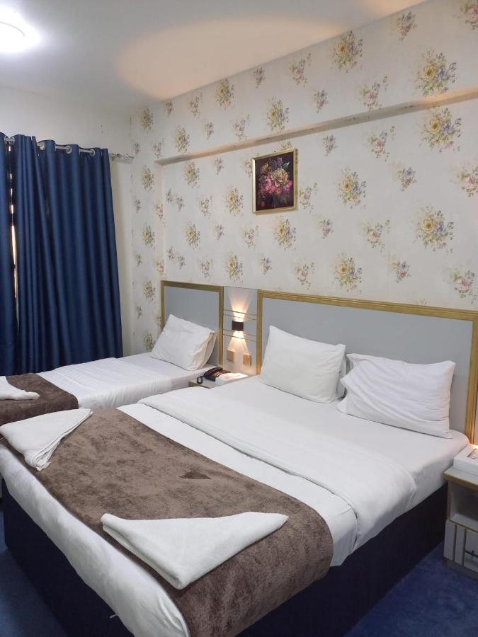 Middle East Hotel Dubai - 2