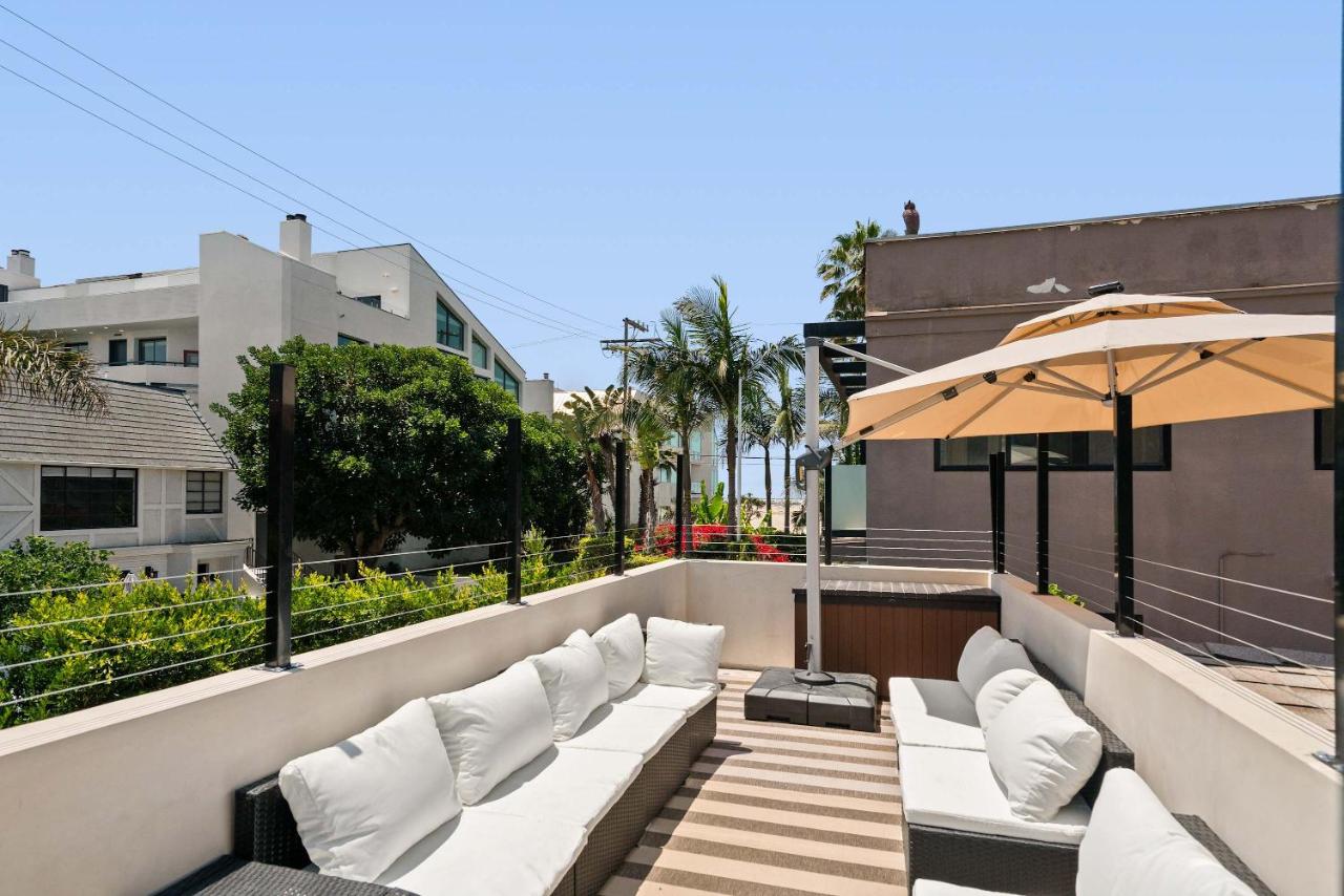 New Listing Marina Villa by Colby & Conrad - 3