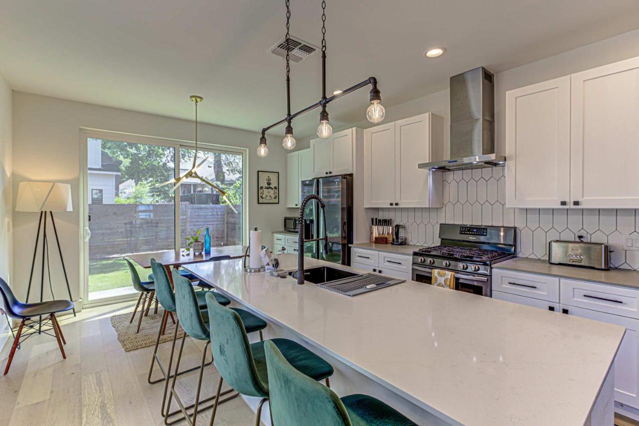 Private Backyard Short & Long Stays in East ATX - 5