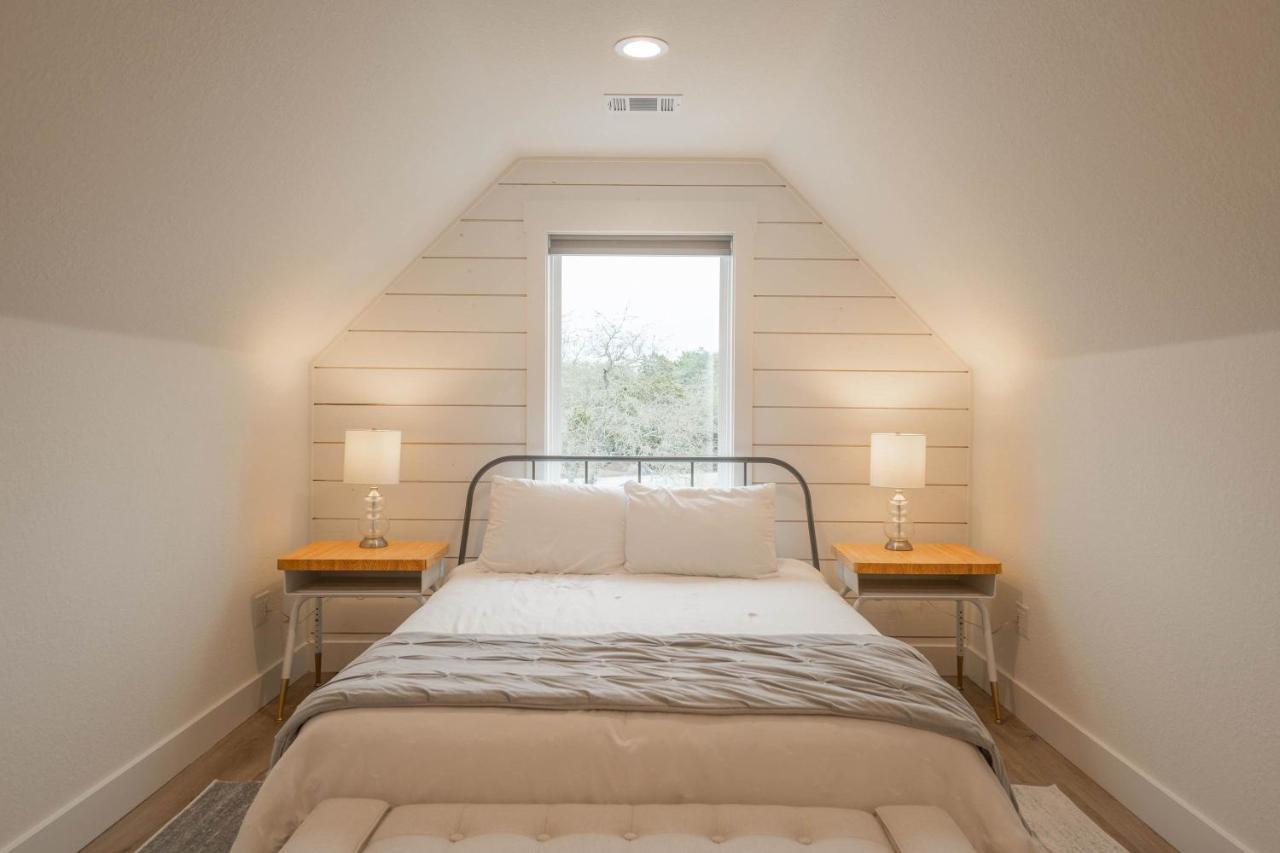 Scarlet Ridge Retreat - Near Wineries & DT Austin - 2