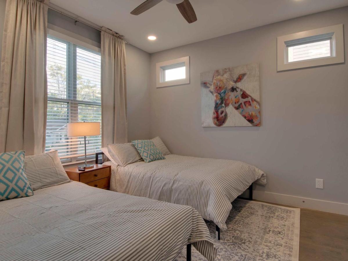 Great Family Home near Downtown - 4