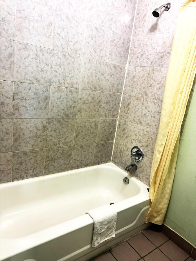Southern Comfort Motel — photo 9
