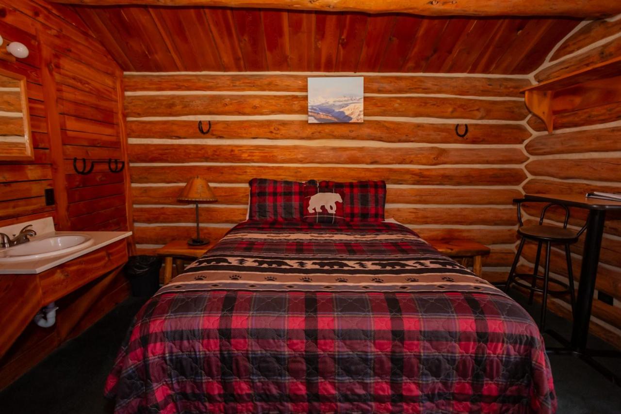 Cabin at Crooked Creek — photo 14