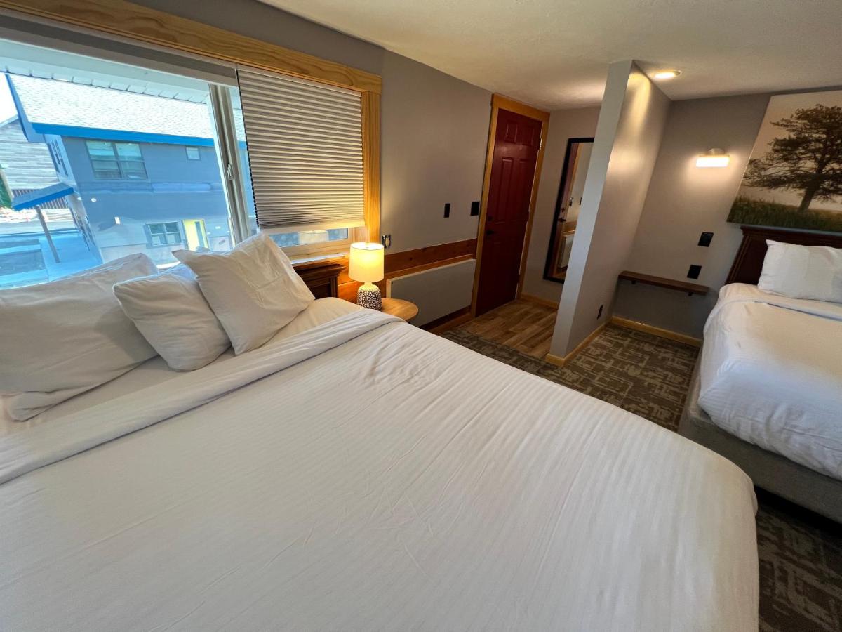 Yellowstone Holiday Motel — photo 9