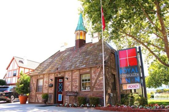 Royal Copenhagen Inn — photo 12