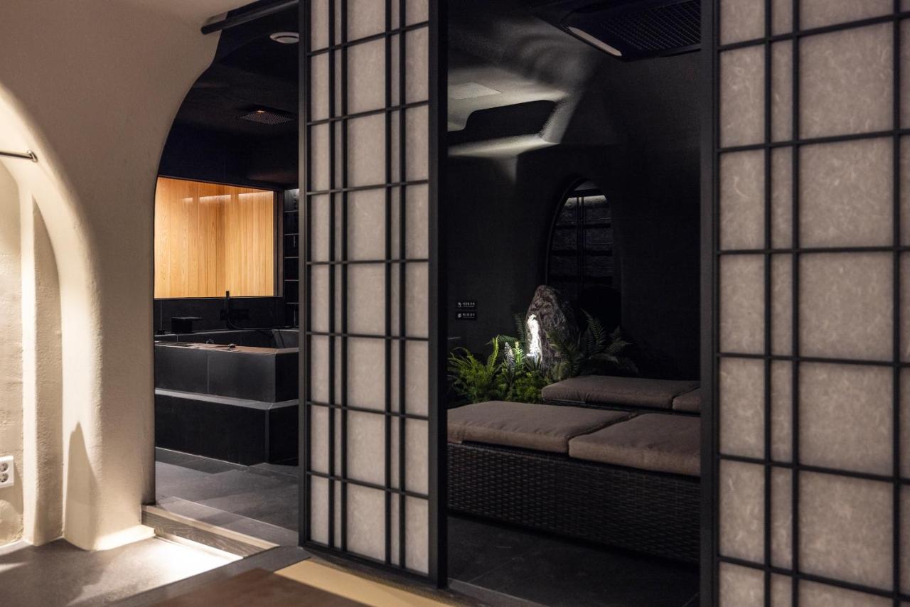Cave Ryokan Hotel by Anook Sungshin Women's University - 3