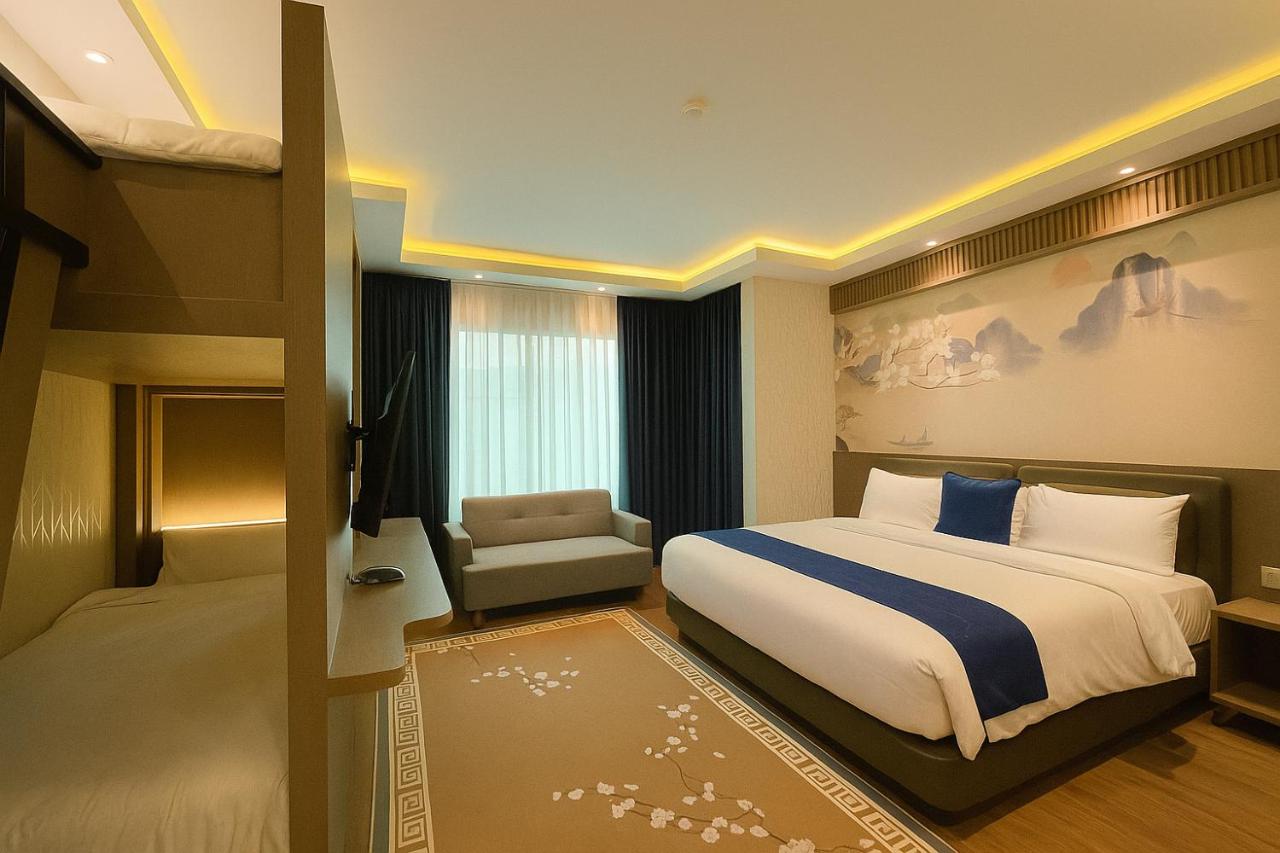 Grand Majesty Hotel - 4