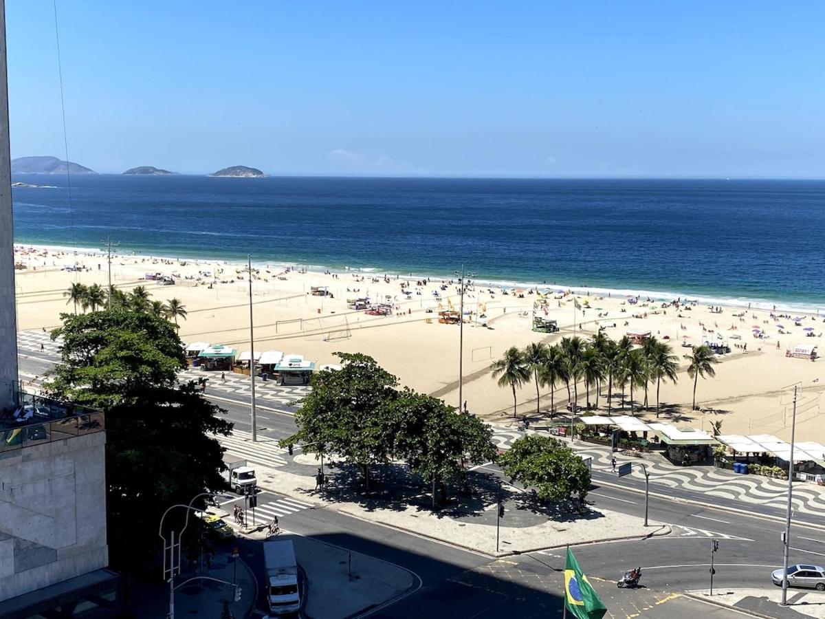 Copacabana Leme Studio - with a beautiful ocean view - 10th Floor - up to 3 guests
