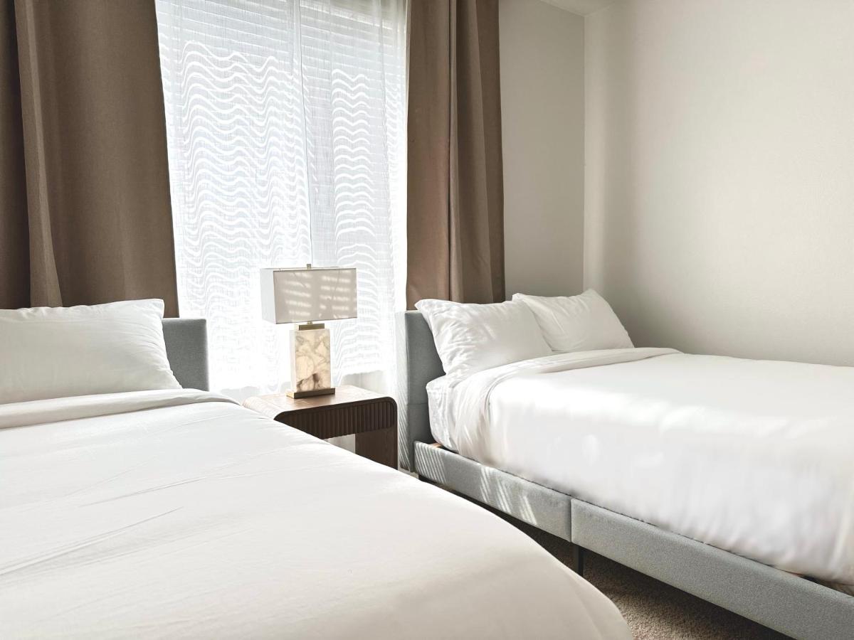 The Hideaway in MDR, FREE Parking, Heated Pool - 2