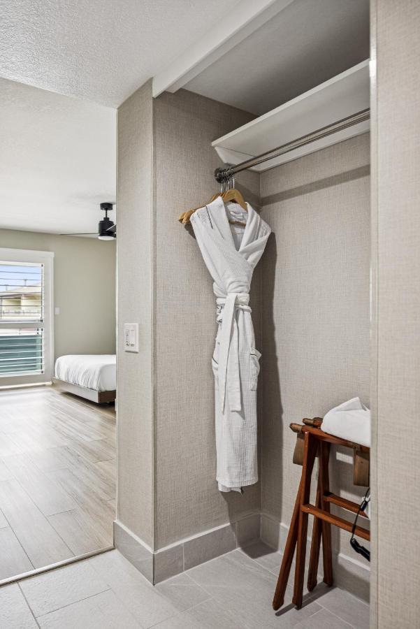 456 Embarcadero Inn & Suites — photo 23