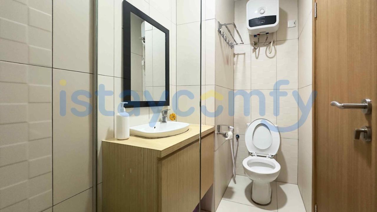Studio Nagoya Thamrin City Fave Hotel A1202 City View - 3