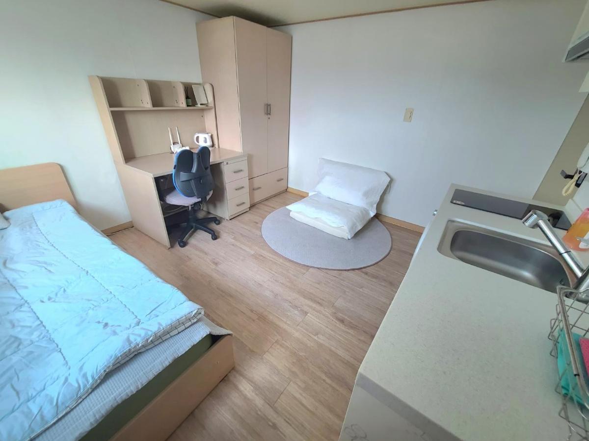 YH House Hongdae, Sinchon - 3