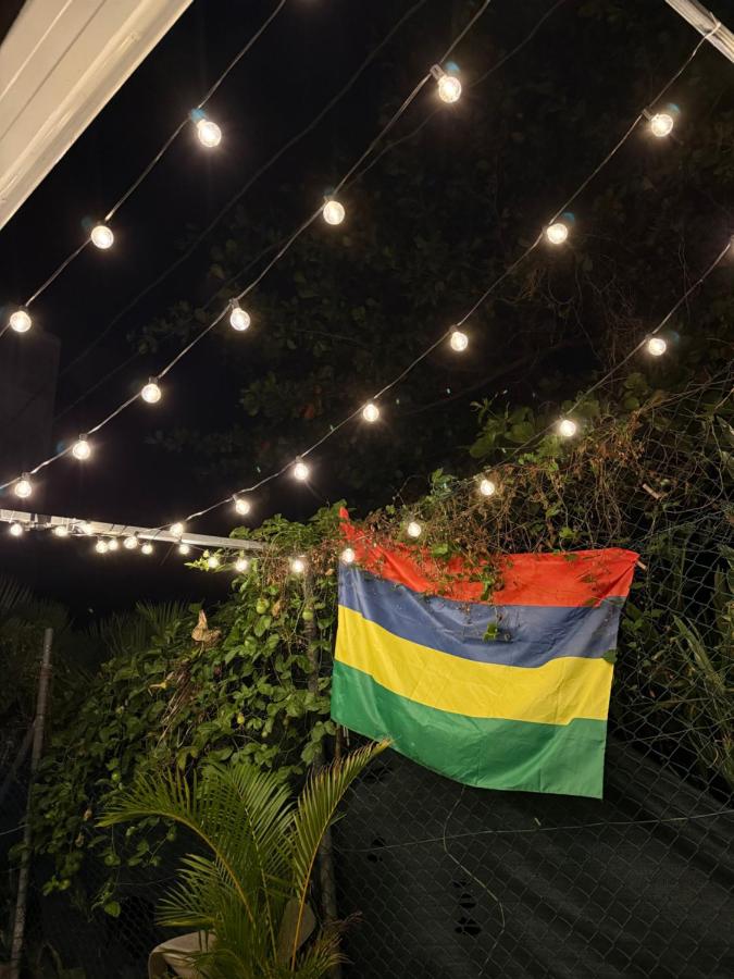 Casa LeValois - Hidden Garden Oasis in Port-Louis