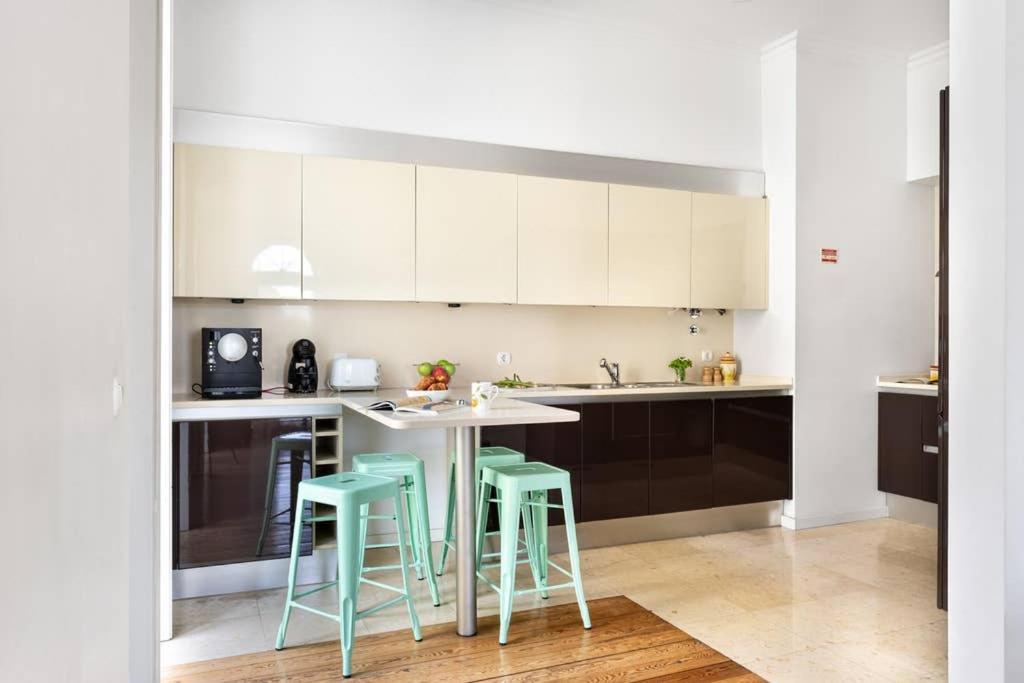 GuestReady - Stunning Design Apartments in Chiado - 5