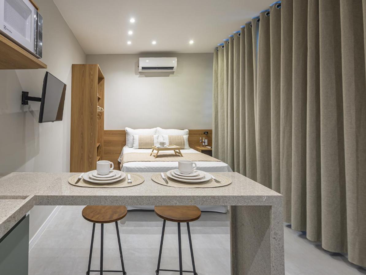 Studio Essence Leblon