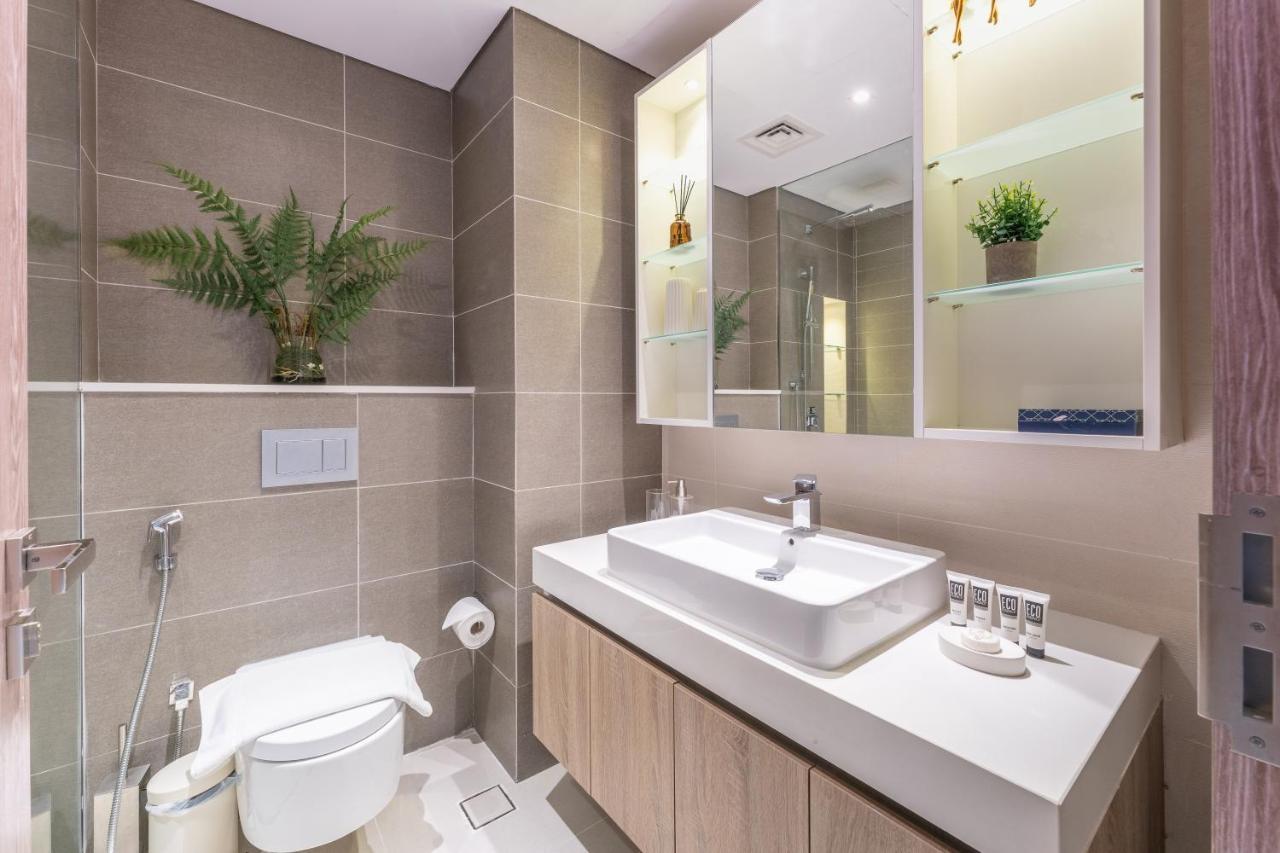 Unique & Stunning Marina Views LIV Residence 2BR - 3