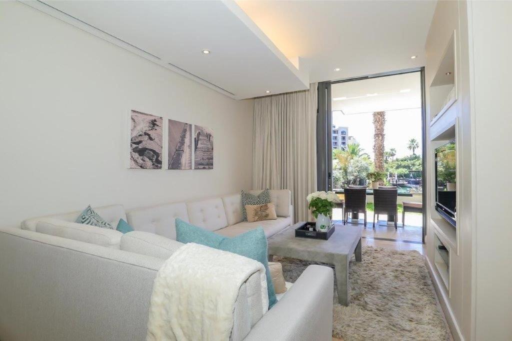 Fabulous Waterfront with Canal Views! KG10 - 5